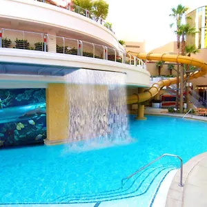 4* Üdülőközpont Golden Nugget & Casino Vegas